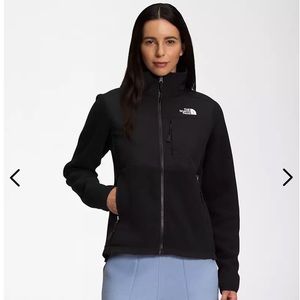North Face Women’s Denali Jacket, Size Medium